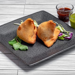 Vegetable Samosa ( Gluten )